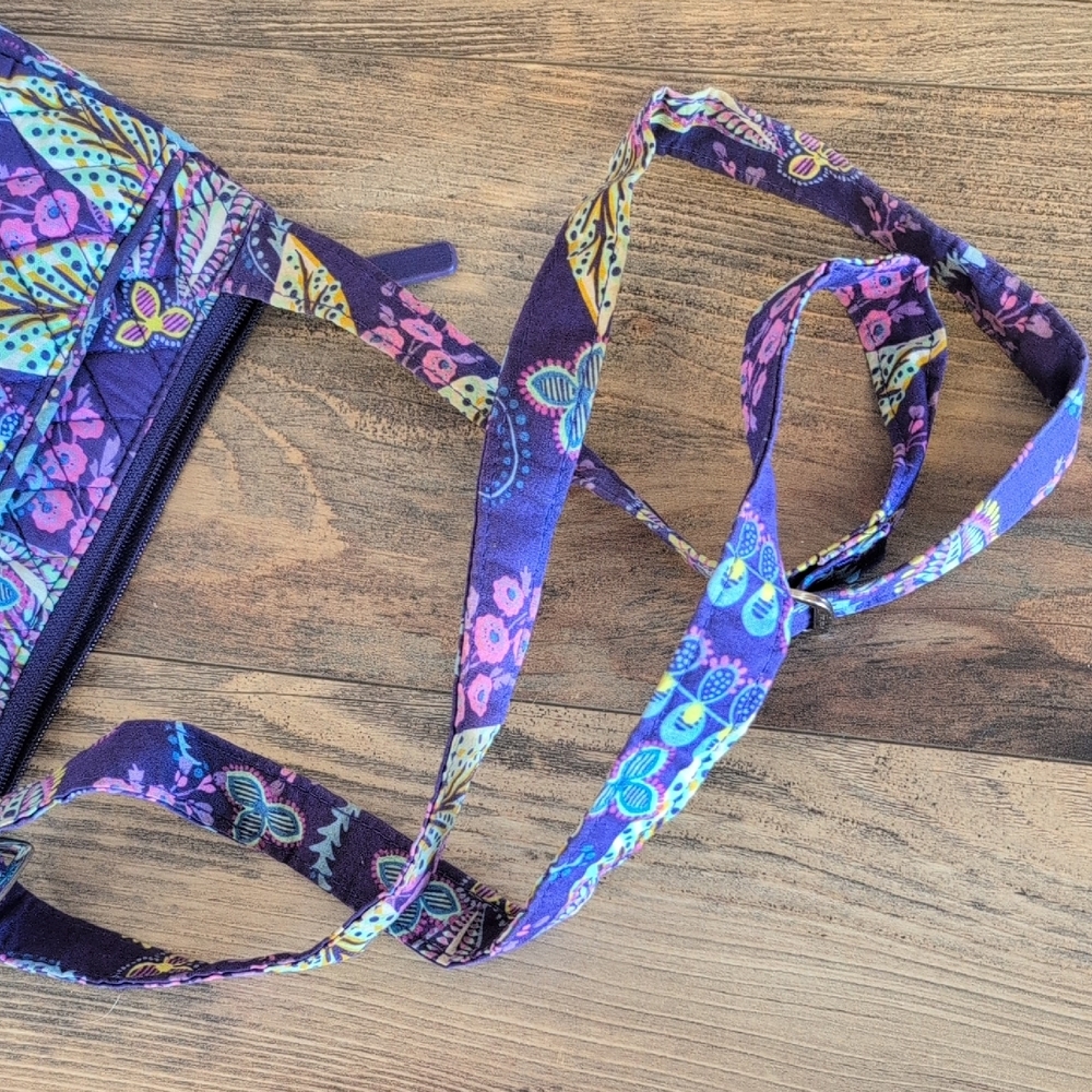 Vera Bradley Batik Leaves Adjustable Crossbody Hipster Bag M547 - Picture 9 of 9
